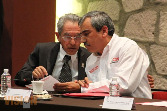 Alcaldes priistas se reunieron con el gobernador Salvador Jara Guerrero