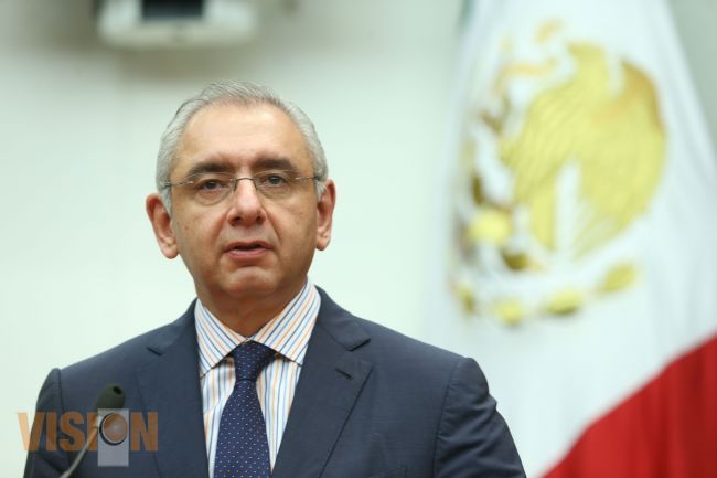 Hacen falta canales de comercialización para la guayaba michoacana, asegura Salvador Vega.