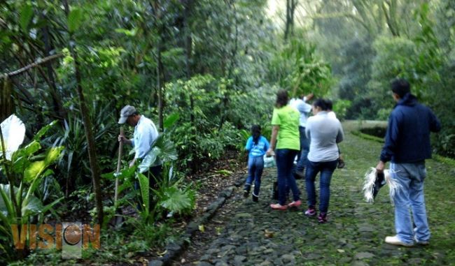 Realizan restauración  biológica en el Parque de Uruapan