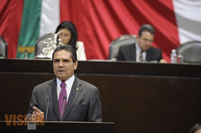 Propone Silvano gobierno de coalición para resolver problemas de seguridad en Michoacán