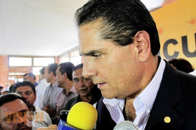 Silvano Aureoles en espera de que Gobierno Estatal entregue proyectos estratégicos 