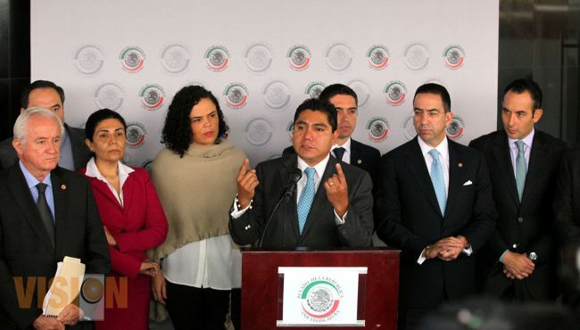 PAN pide en el Senado desaparición de poderes en Guerrero. 