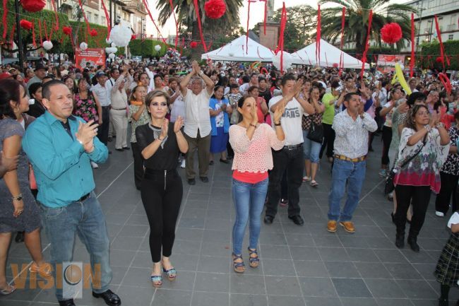 Miles de ciudadanos disfrutaron de las Tardes de Danzón del DIF Municipal