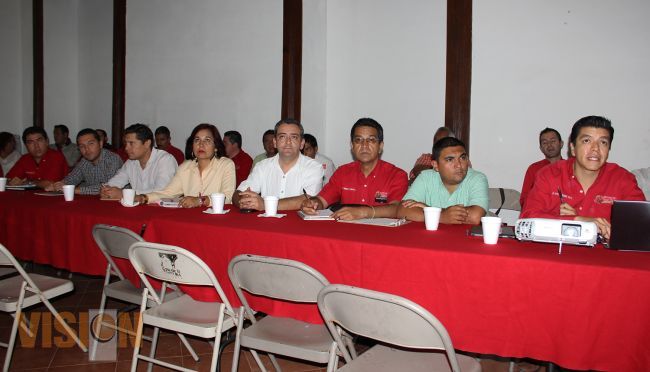 Presentan programa de actividades del Tianguis Artesanal Domingo de Ramos 2015