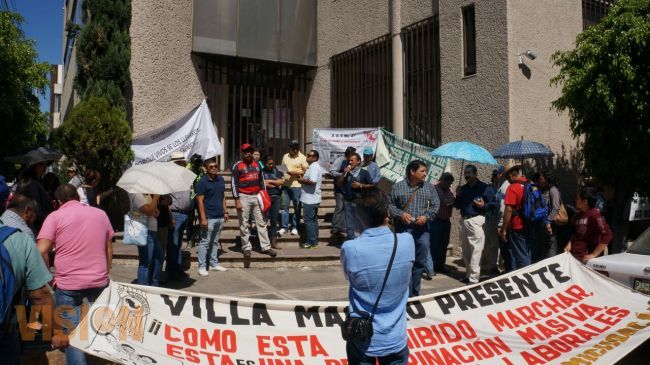 CNTE pretende suspender elecciones en Michoacán, se manifiestan en INE e IEM 