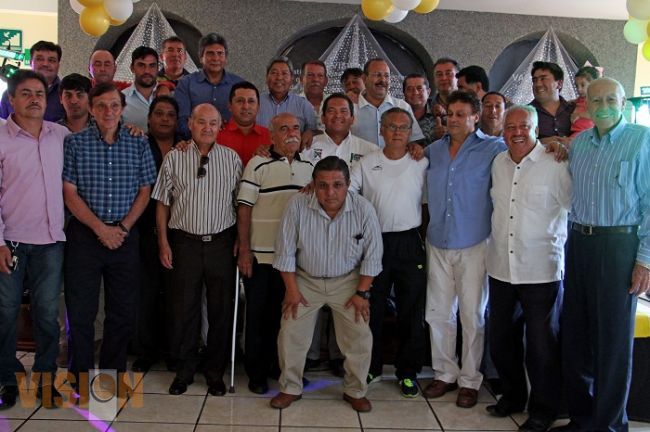 Se reúne Jaime Darío con Ex Canarios; refrenda su compromiso por el deporte en Morelia