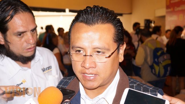 Entre hoy y el miércoles queda el candidato de Apatzingán, informa Torres Piña 