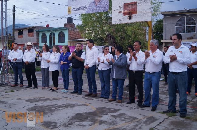 Compromete Carlos Paredes a trabajar mano a mano con Jesús Mora por Tuxpan