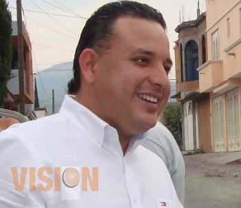 Necesaria nueva Ley de Profesiones en Michoacán: Carlos Quintana