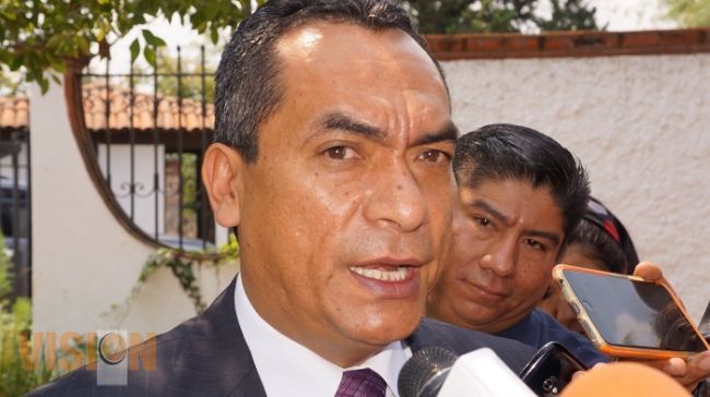 Equipo de transición no será "tapadera" de la administración saliente, asegura Adrián López