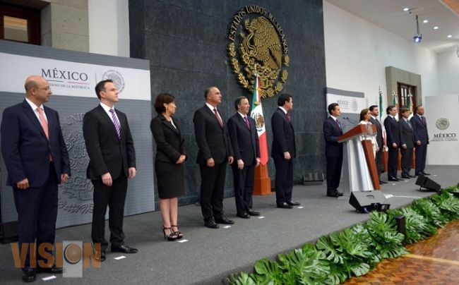 A mitad de sexenio Peña Nieto realiza cambios en el gabinete 