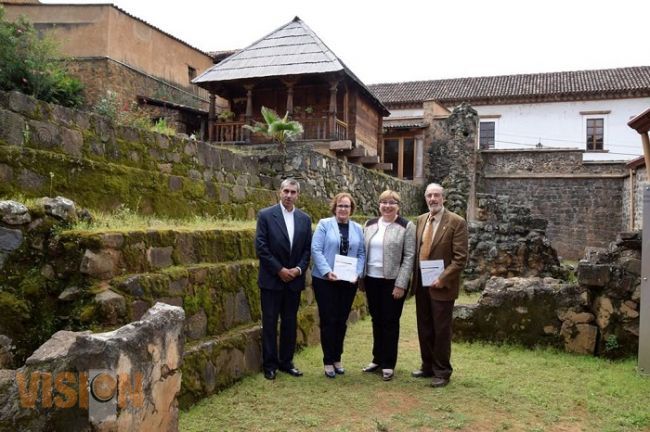 Catherine Ettinger presenta el libro, Pátzcuaro, recorrido por su arquitectura