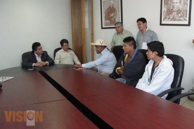 Llegará agua potable a los hogares de Arantepacua, compromete Comisión Estatal de Agua