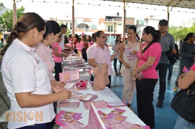 Se compromete DIF de Apatzingán en sumarse a las jornadas contra el cáncer de seno