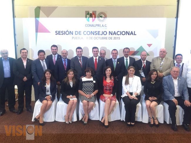 Adriana Hernández participa en la Conferencia Nacional de Legisladores Priístas