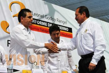 Silvano Aureoles: Buena decisión rendir informes regionales