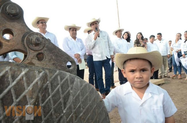 Cultura, educación y deporte, pilares para el cambio en Michoacán: Silvano Aureoles 