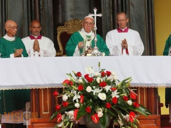 Papa Francisco emprende un viaje de alto riesgo a África
