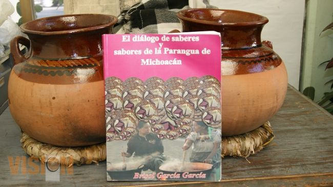 Presentan el libro “Saberes y Sabores de la Parangua de Michoacán” 