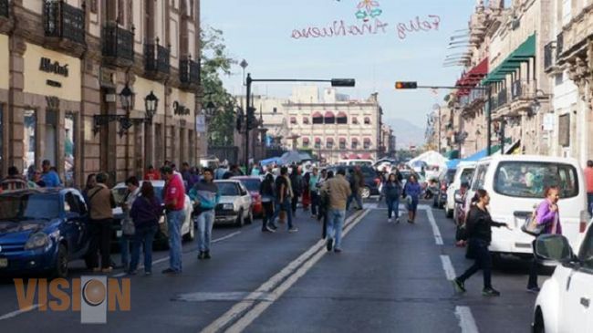 Atiende Gobernador a padres de normalistas; logra gestionar mesa de trabajo con la federación