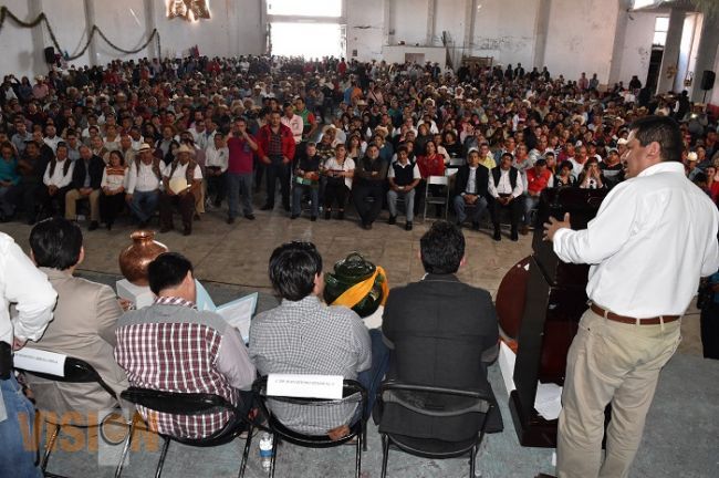 Los campesinos son la base del desarrollo de Michoacán: Victor Silva