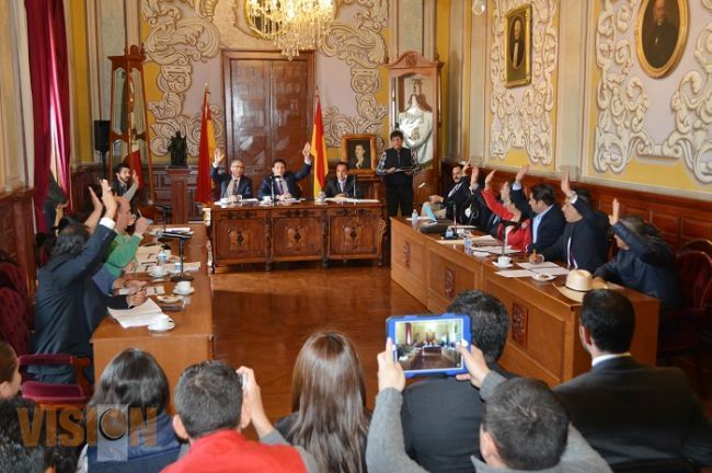 Se aprueban modificaciones al presupuesto de Ingresos y Egresos 2015  