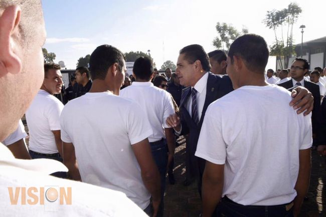 A revisión cobro de reemplacamiento en Michoacán, compromete el Gobernador Silvano Aureoles 