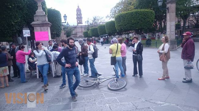 Aumenta la inconformidad popular, integran 10,000 firmas al expediente contra reemplacamiento 