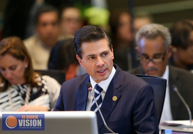 El Gobernador Silvano Aureoles asiste a reunión con el Presidente Peña Nieto