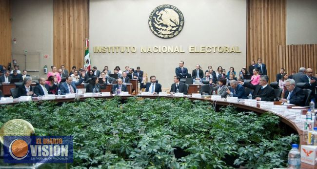 INE avala elección de Asamblea Constituyente de la CDMX 