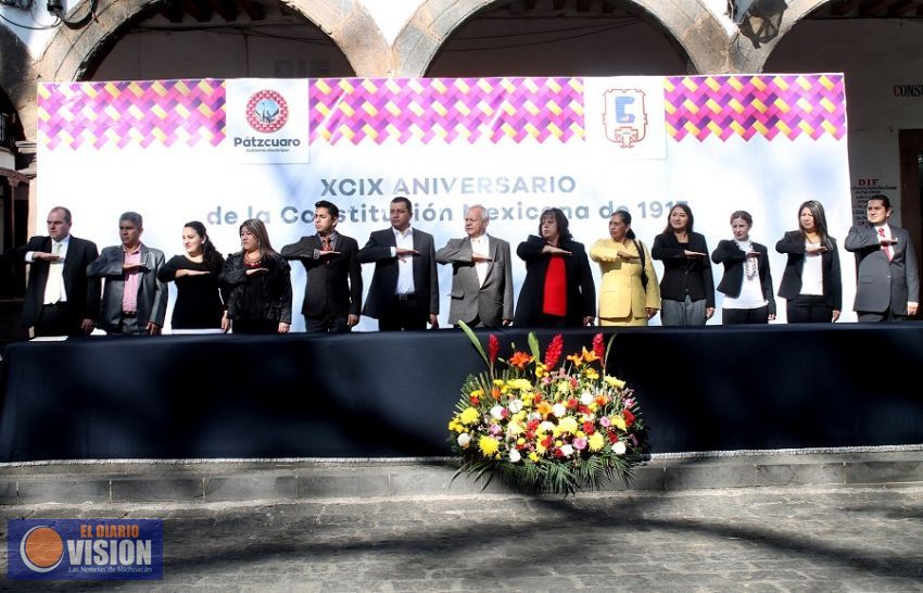 Conmemoran el XCIX Aniversario de la promulgación de la Constitución en Pátzcuaro