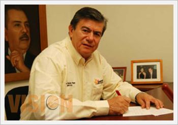 Enrique Bautista Convoca a la unidad del PRD y a trabajar para la gente