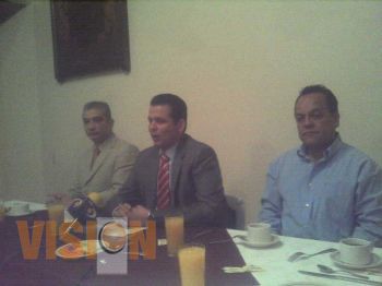 Suenan tambores de guerra en el priismo michoacano: Memo Valencia
