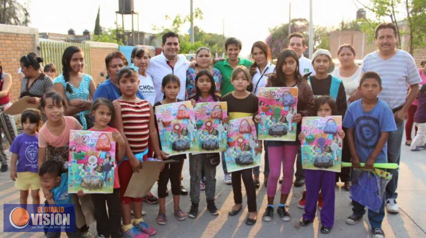 Ernesto Núñez continúa celebración para niños de Morelia