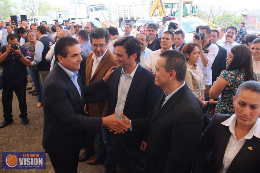 Anuncia Silvano Aureoles inversiones por 10 mil 800 mdp en infraestructura para Morelia 