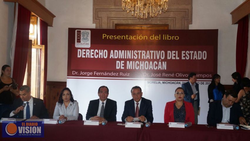 Presentan libro "Derecho Administrativo del Estado de Michoacán"