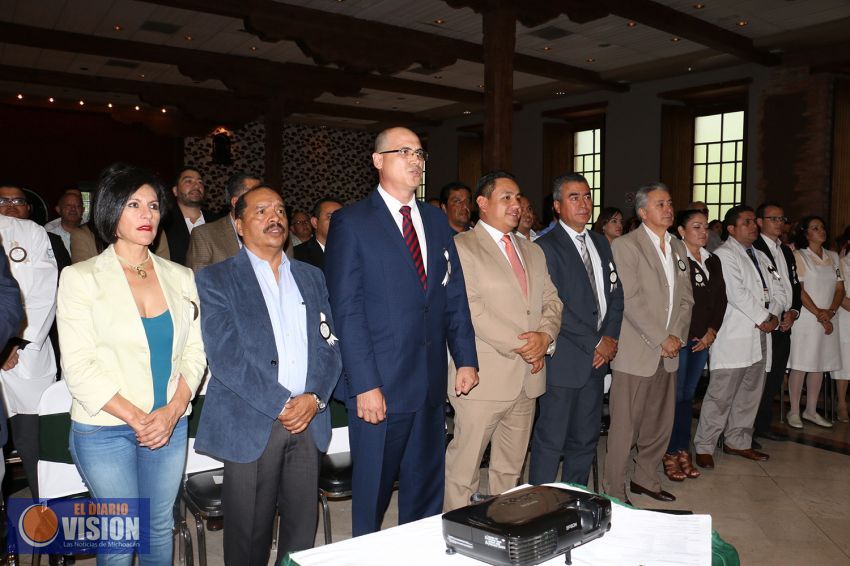 Víctor Manríquez reconoce logros de la Delegación del IMSS