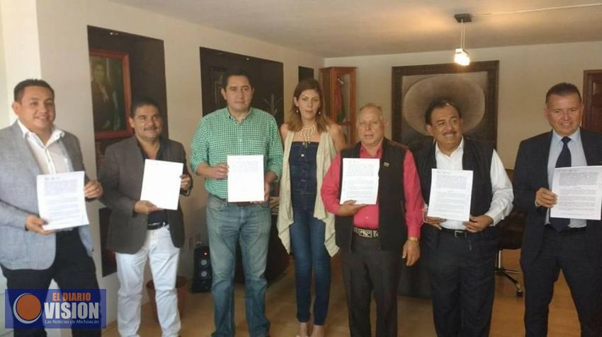 Ayuntamiento de Tarímbaro y Sedatu firman convenio 