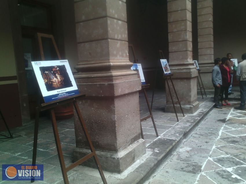Exponen muestras de pintura en el Palacio Legislativo 