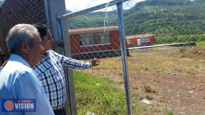 Mesa de diálogo entre gobierno federal y comuna acuerdan iniciar clases en Nueva Jerusalén 