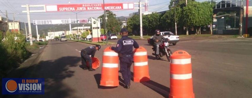  Normalistas, liberan a cinco policias de Arantepacua