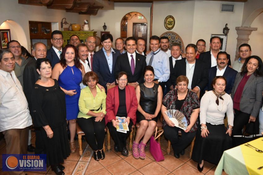 Silvano Aureoles y Senador Kevin, conciden en trabajar en favor de migrantes 