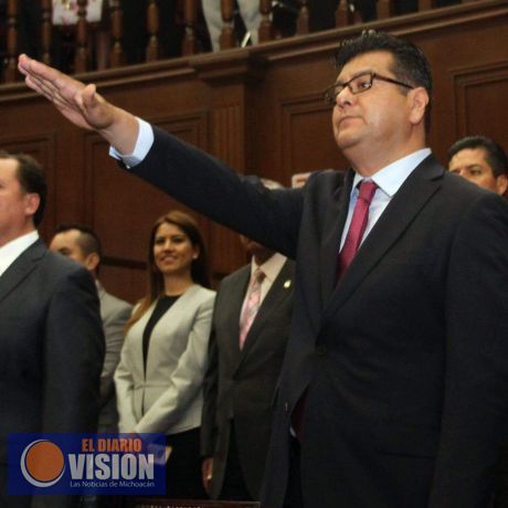 ¿Quién es Juan Bernardo Corona, nuevo titular de Seguridad Pública?