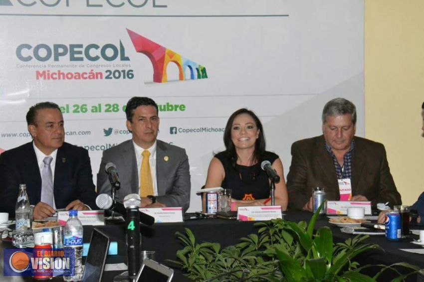  Destacada participación de la diputada,  Adriana Hernández en Copecol