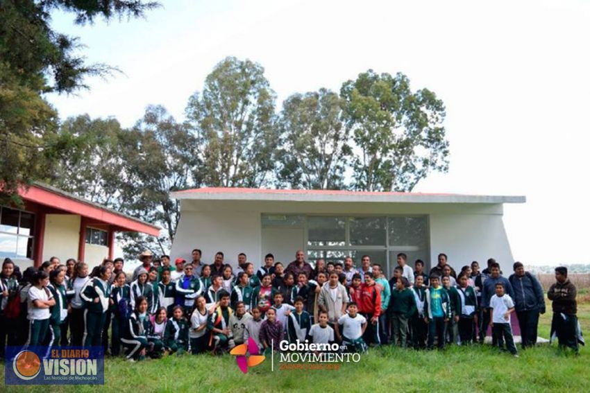 Inauguran aula en Secundaria de la comunidad de Cantabria, Zacapu