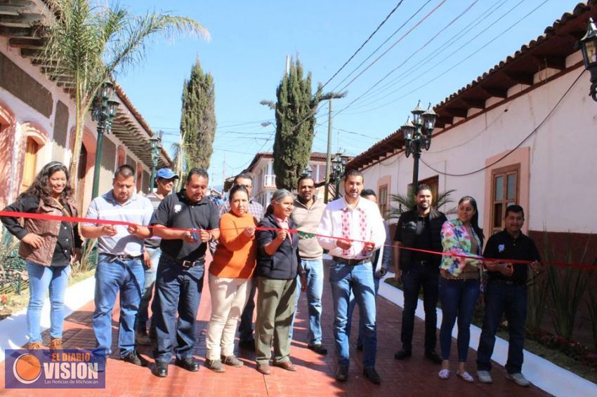 Aperturan Andador en el municipio de Erongarícuaro