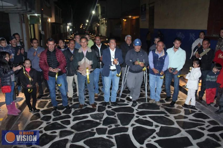 Edil de Paracho exige seguridad en el tramo carretero Uruapan-Paracho 