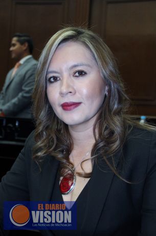Lanza Yarabí Ávila campaña contra la corrupción 