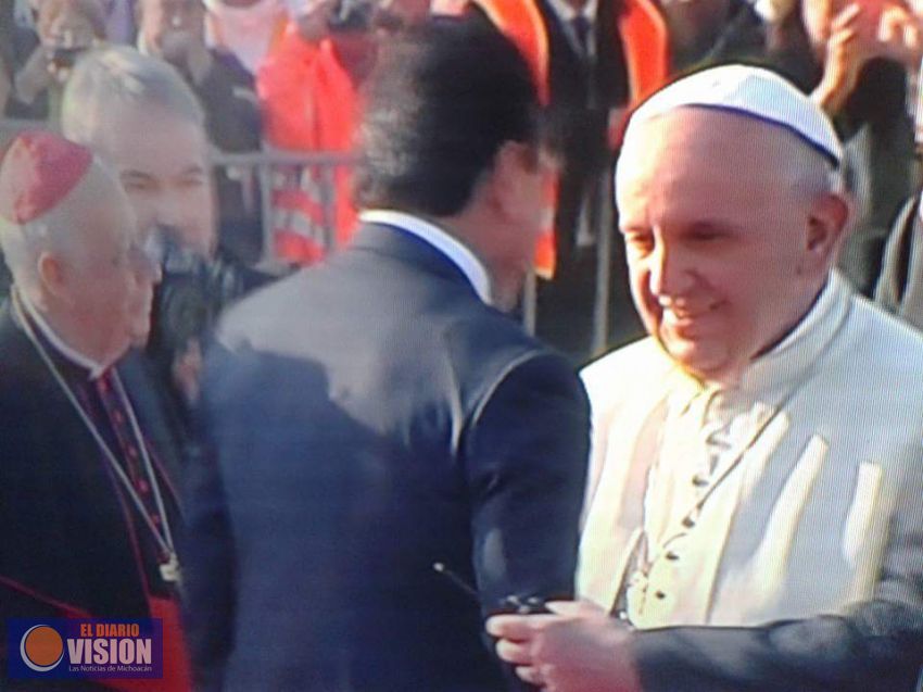 Celibato opcional no es solución a la falta de sacerdotes, asegura el Papa Francisco
