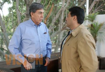 Cuauhtémoc Cárdenas y Víctor Báez establecen diáologo en torno a los retos de la izquierda en Micho